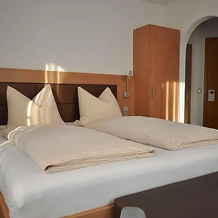 ホテル Hotel-pension-jasmin